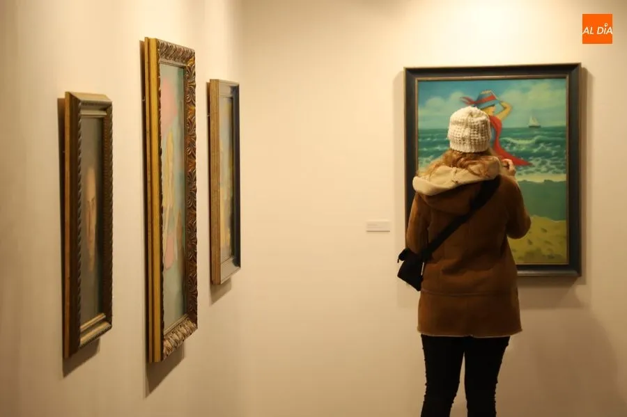 Foto 2 - &lsquo;Retratos y figuras&rsquo;, las pinturas de la macoterana Mar&iacute;a Walias se exponen en La Salina