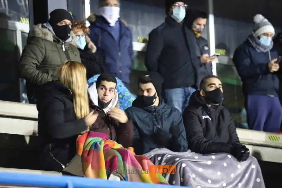 Foto 9 - A Denilson se le enciende la luz para que el Salamanca UDS &lsquo;B&rsquo; se lleve el derbi ante el Santa...