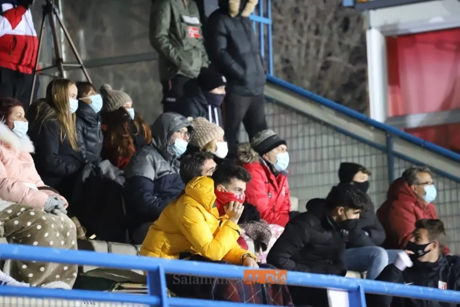 Foto 3 - A Denilson se le enciende la luz para que el Salamanca UDS &lsquo;B&rsquo; se lleve el derbi ante el Santa...