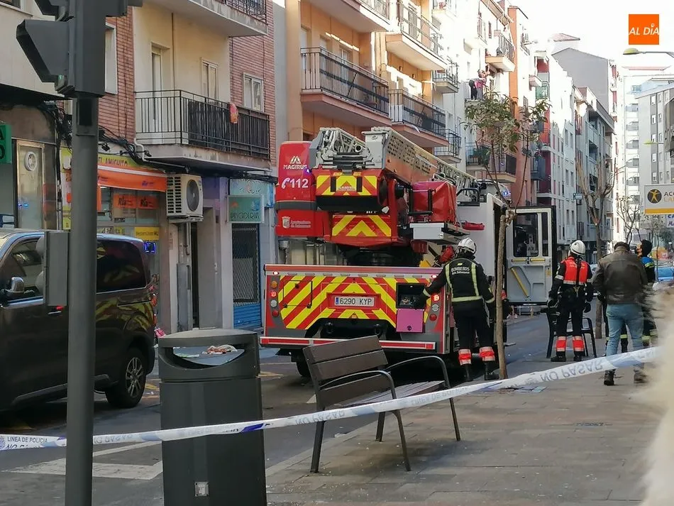 Foto 4 - Cortada la calle Vasco de Gama por un incidente provocado por una mujer