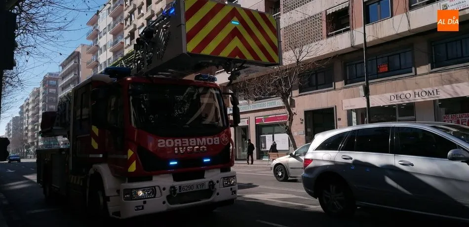 Foto 3 - Cortada la calle Vasco de Gama por un incidente provocado por una mujer