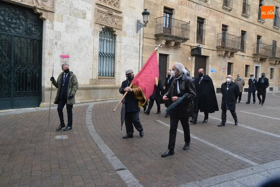 Foto 10 - La pandemia provoca una desangelada celebraci&oacute;n de San Sebasti&aacute;n en la que no estuvo ni el Santo  