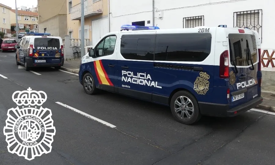 Foto 5 - Once detenidos en Salamanca por falsedad documental y propiciar la inmigraci&oacute;n ilegal