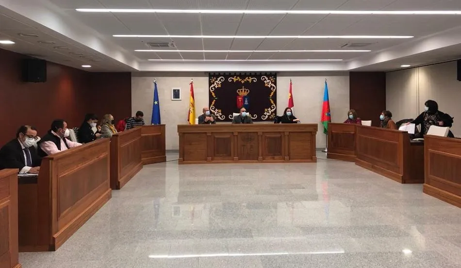 Pleno municipal de Villares de la Reina