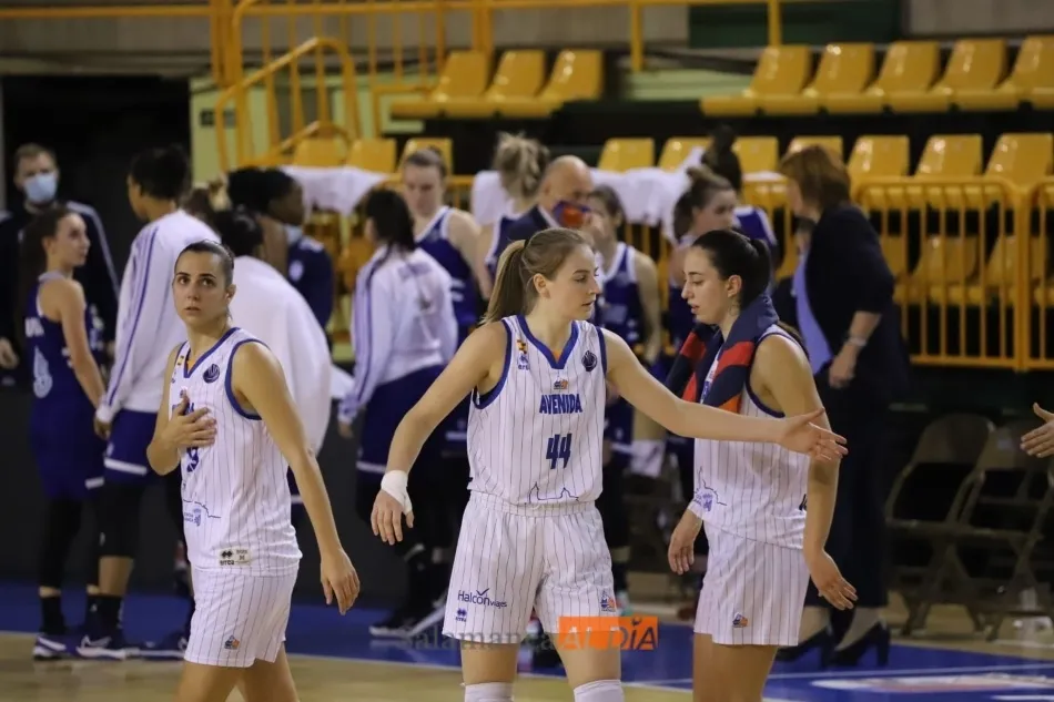 Foto 3 - El Perfumer&iacute;as Avenida no falla contra el Dynamo Kursk y se clasifica para cuartos de Euroliga...