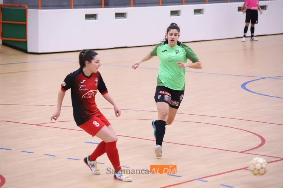 Foto 5 - El Intersala sufre una dura derrota a manos del Castro (2-7)