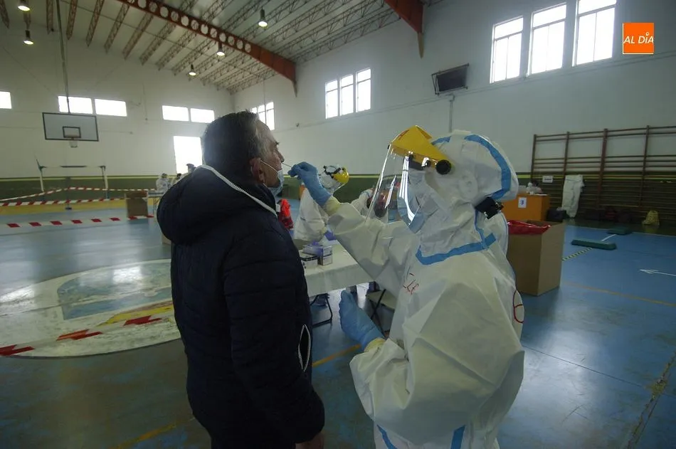 En pleno cribado | Fotos: Adrián Martín