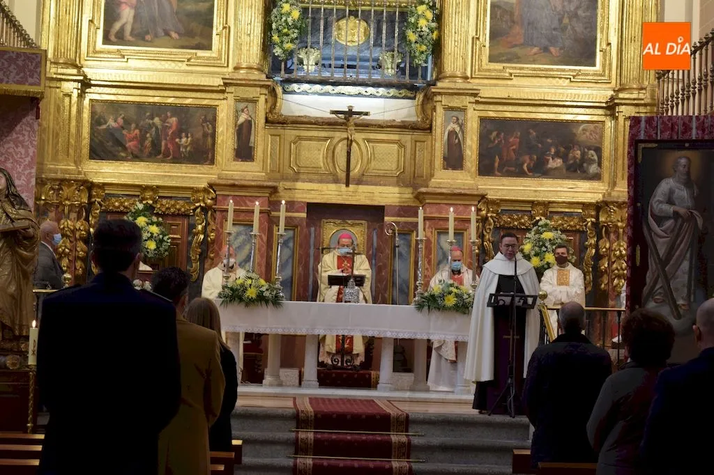 Foto 9 - Homil&iacute;a &iacute;ntegra del nuncio del Papa en Espa&ntilde;a durante la eucarist&iacute;a del 450 aniversario de la...