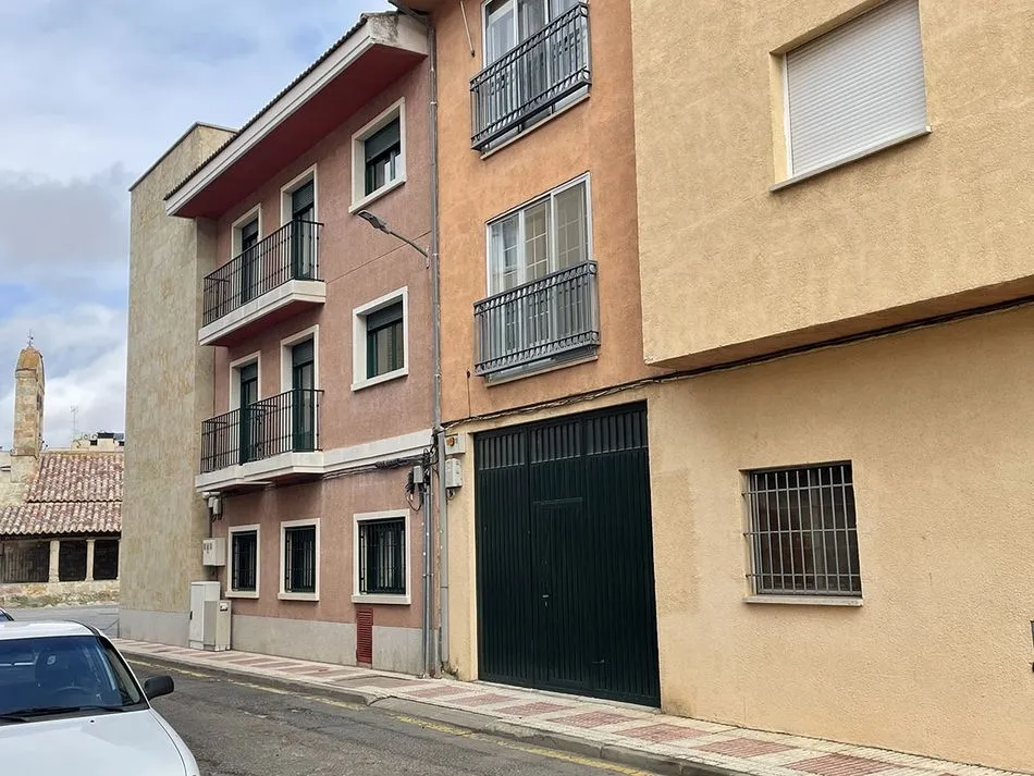 Edificio donde se situarán las dependencias policiales en la localidad - Ayto. Carbajosa