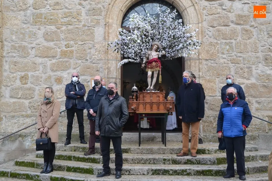 Foto 4 - San Sebasti&aacute;n se asoma a las puertas de San Crist&oacute;bal para suplicar el final de la pandemia  