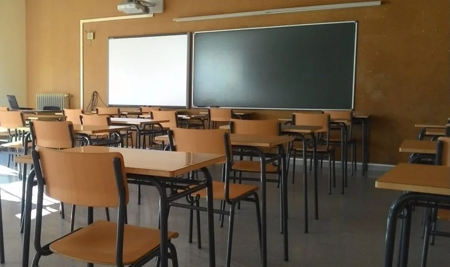 La Junta recuerda a los padres de los niños que estén pendientes de resultados de PCR, que no los lleven a sus centros educativos hasta que termine el periodo de cuarentena