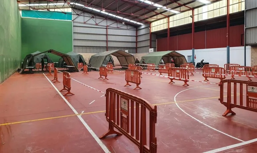 Tienda instalada la pasada semana en Monfarracinos, como las que se montarán en la ciudad de Zamora. Foto REI11 - Archivo