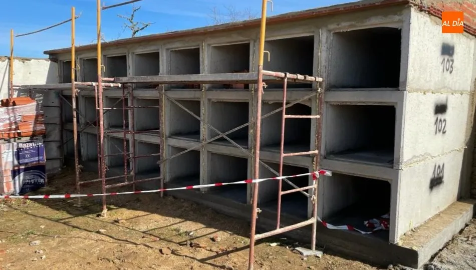 Bloque de 24 nichos cuyas obras se finalizarán la próxima semana