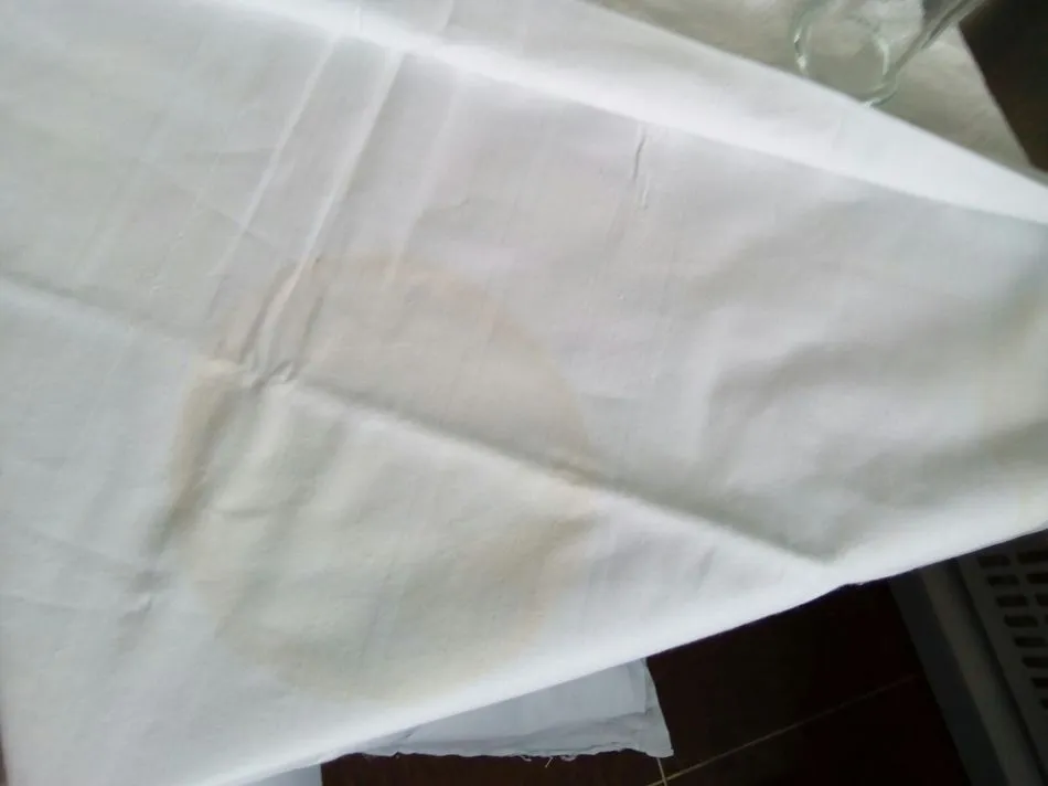Foto 6 - La recogida de ropa en el Hospital &ldquo;tiene su proceso, no puedes salir de una planta Covid y...