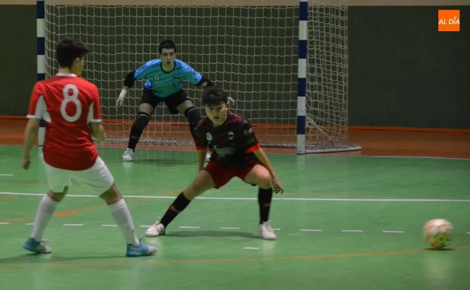 Foto 10 - El III Juvenil se gusta ante Segosala antes del decisivo duelo del domingo  