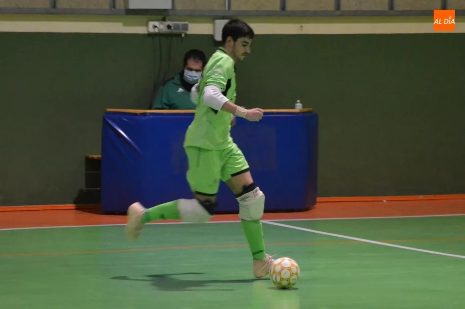 Foto 5 - El III Juvenil se gusta ante Segosala antes del decisivo duelo del domingo  