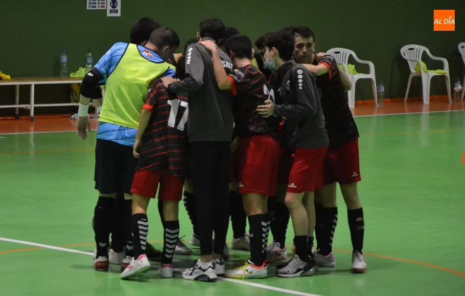 Foto 3 - El III Juvenil se gusta ante Segosala antes del decisivo duelo del domingo  