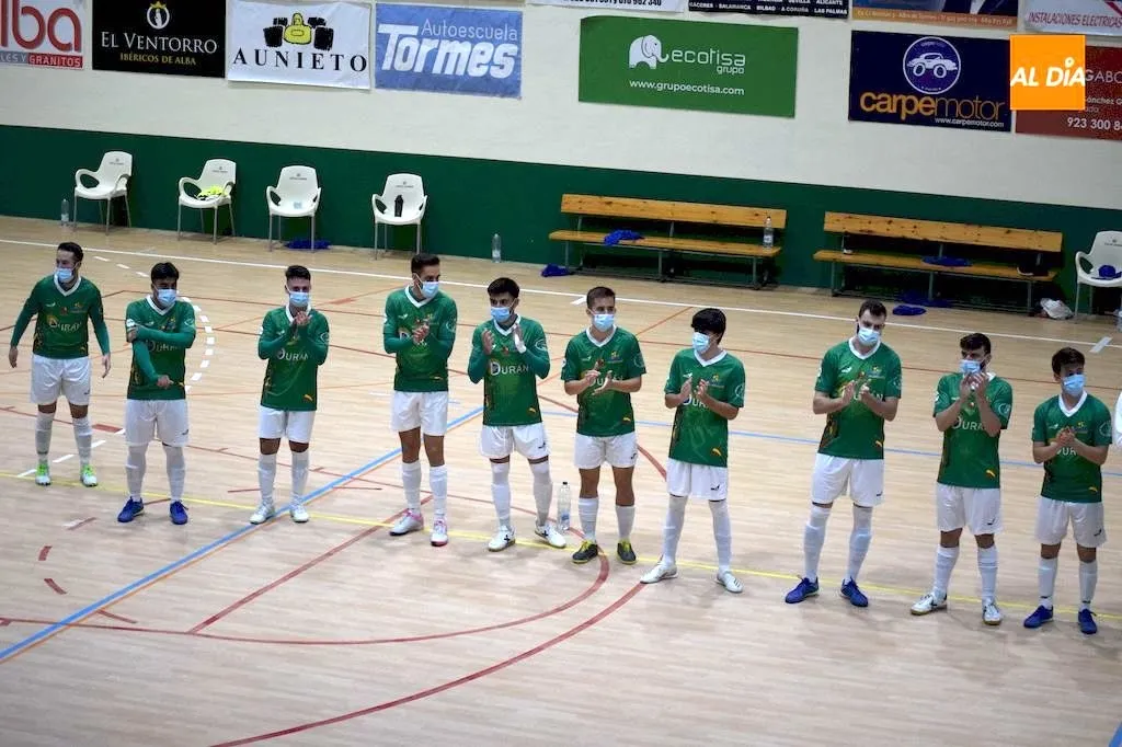 Jugadores del Piensos Durán Albense antes de un partido en casa / Archivo