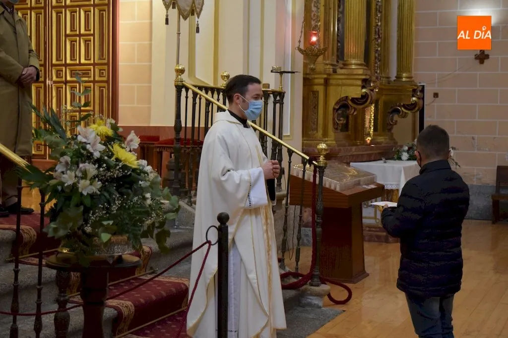 Foto 10 - Alba de Tormes festeja la fiesta del Ni&ntilde;o Jes&uacute;s de Praga con aforo limitado y sin la tradicional...