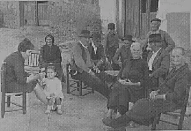 Foto 2 - Tertulia y partidas de tute al caer la tarde en Lagunilla