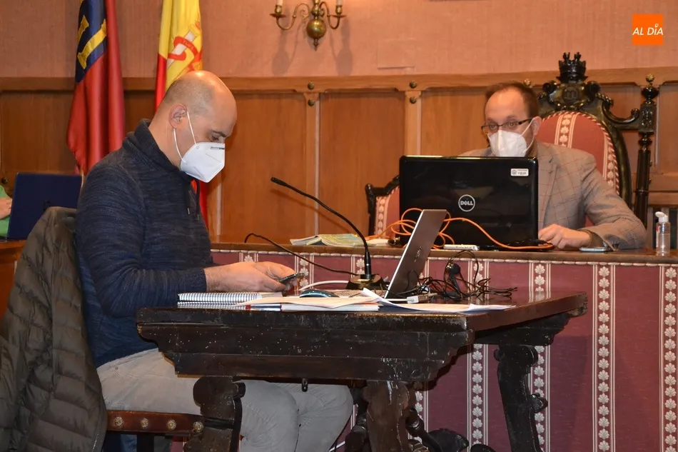 Foto 3 - El Pleno llama por unanimidad a los mirobrigenses a cumplir las medidas e incluso a...