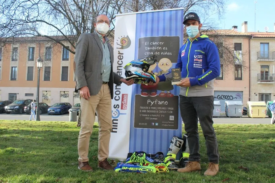 Foto 2 - Lorenzo Santolino recauda casi 3.000 euros para Pyfano