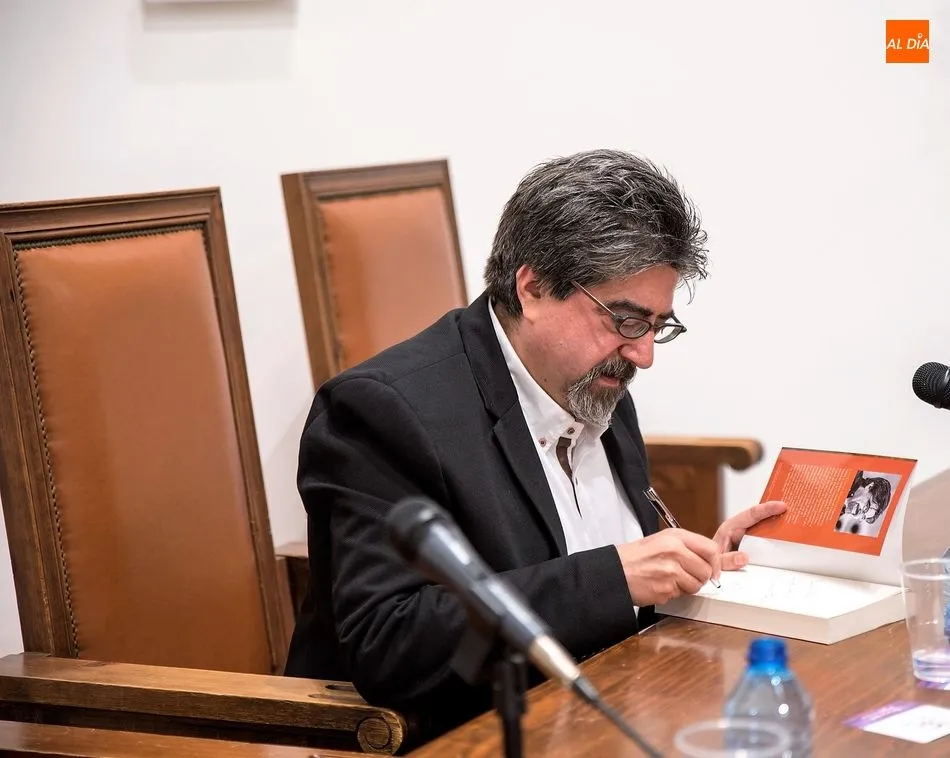 Luis García Jambrina, profesor de la Universidad de Salamanca y novelista | Fotos: Carmen Borrego