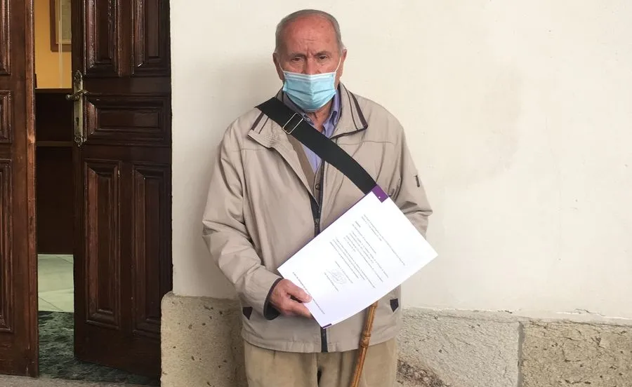 Rogelio Rodríguez ha donado a la Diputación de Salamanca los 37 primeros números del Boletín Oficial de la Provincia