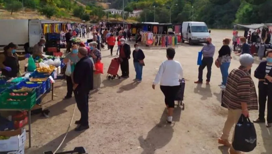 Mercadillo de los jueves en el recinto ferial de Béjar
