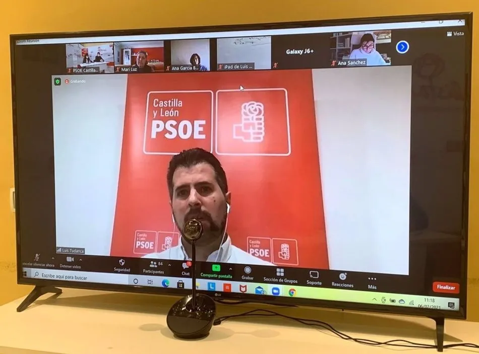 El secretario general del PSOECyL, Luis Tudanca, interviene telemáticamente ante el Comité Provincial del PSOE de Burgos. - PSOECYL
