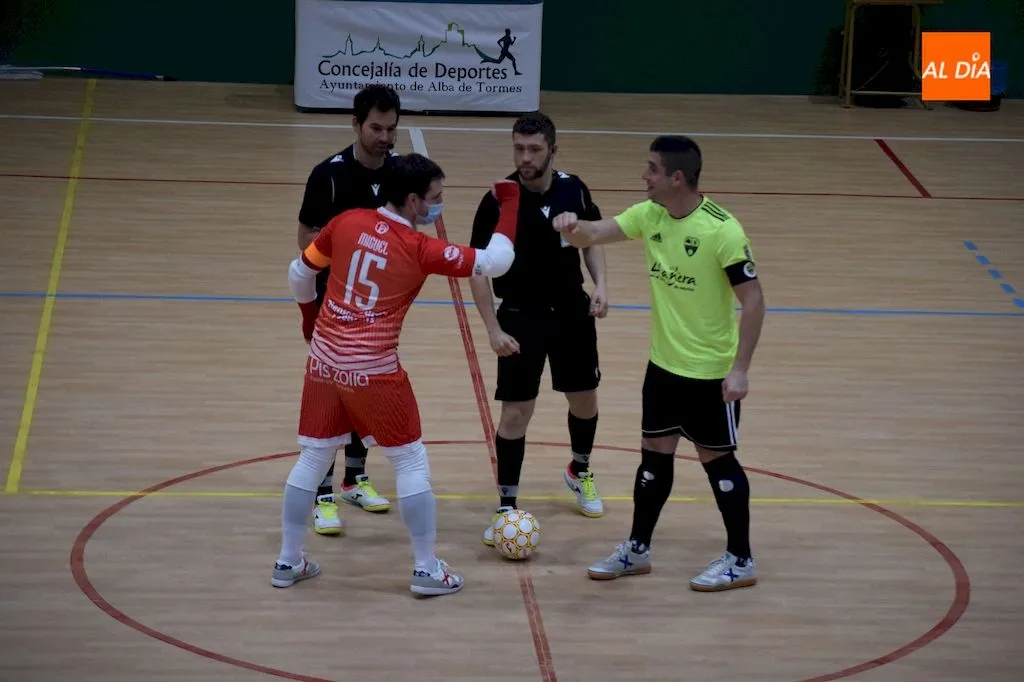 Foto 5 - El Piensos Dur&aacute;n Albense recupera la sonrisa con goles ante el San Cucao FS (12-3)