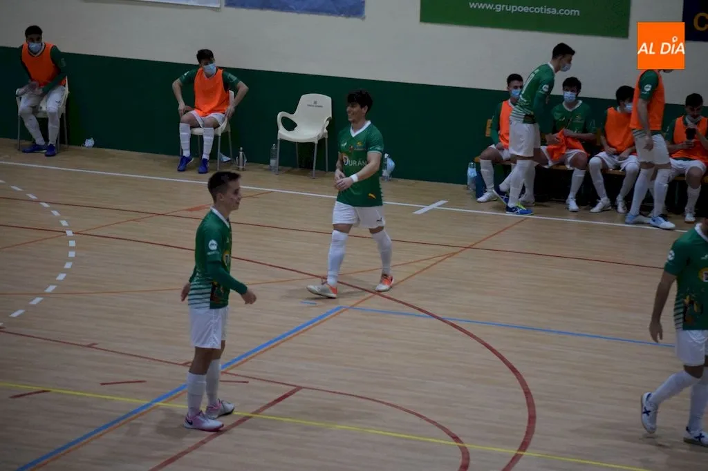 Foto 3 - El Piensos Dur&aacute;n Albense recupera la sonrisa con goles ante el San Cucao FS (12-3)