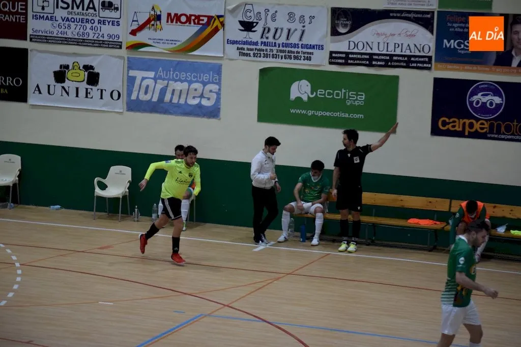 Foto 2 - El Piensos Dur&aacute;n Albense recupera la sonrisa con goles ante el San Cucao FS (12-3)