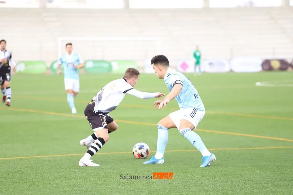Foto 8 - Unionistas es humano: pierde con el Celta &lsquo;B&rsquo; despu&eacute;s de 9 partidos y Serna se queda sin racha ...
