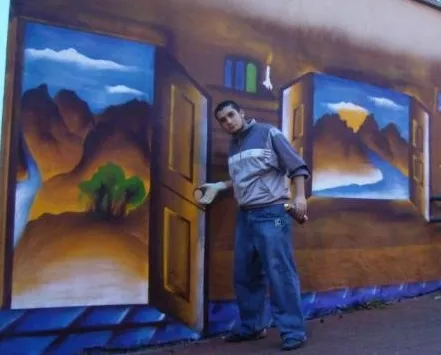 Foto 2 - Remo y sus espectaculares murales para la provincia  