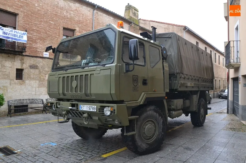 Foto 6 - Efectivos del Ej&eacute;rcito de Tierra desinfectan el Hospital de la Pasi&oacute;n  