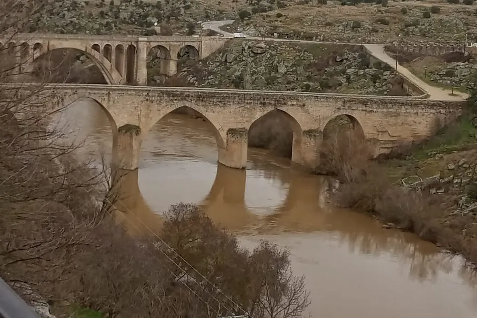 El Tormes, a su paso por Ledesma en la tarde de este martes