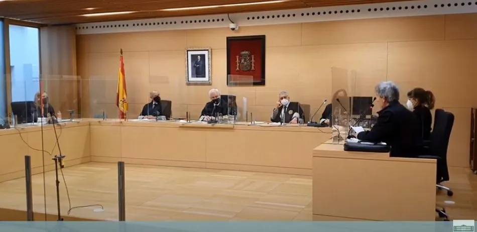 El presidente del TSJCyL a un abogado que acudió sin mascarilla: La situación es tan grave...