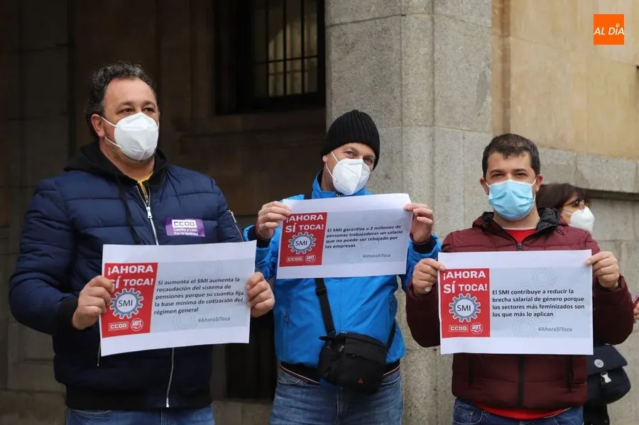 Foto 4 - Concentraci&oacute;n en la Gran V&iacute;a para pedir la subida del SMI y la derogaci&oacute;n de la reforma laboral...