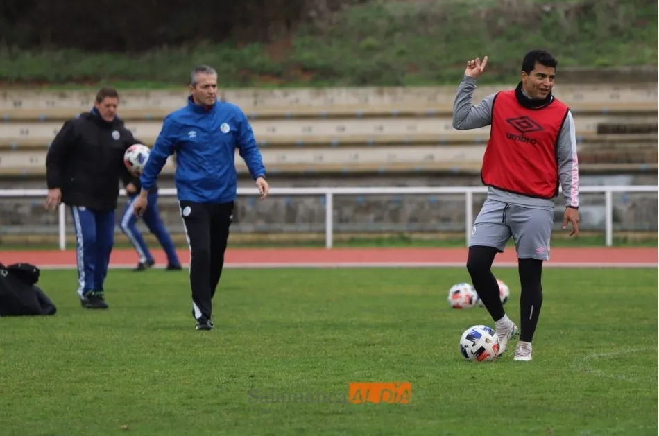 Jorge Mora, en el entrenamiento de este jueves / Lydia González