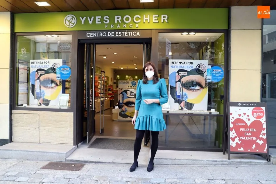 Foto 6 - Raquel Mateos, nueva gerente de Yves Rocher en Salamanca: &ldquo;Todos nuestros productos son de alta...