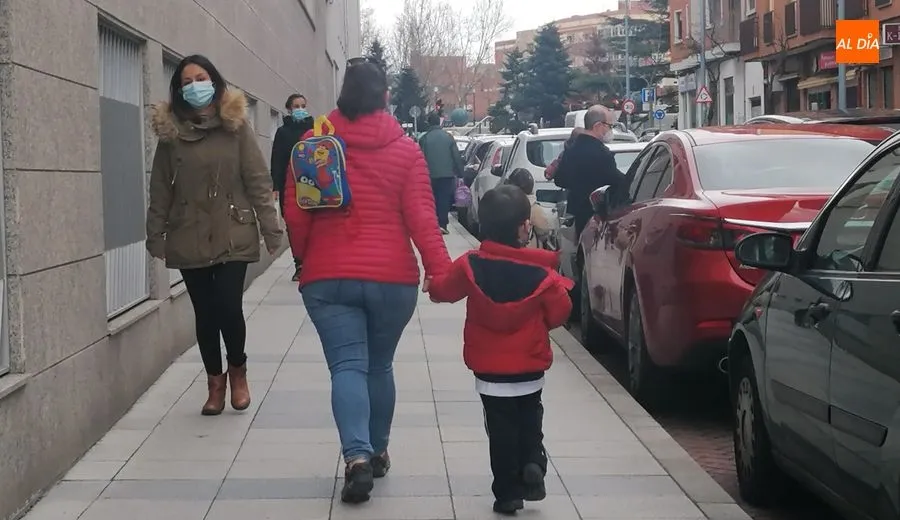 La pandemia está dificultando la conciliación de las familias salmantinas. Foto de Lydia González