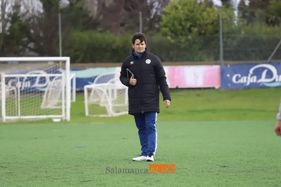 Foto 5 - El Salamanca UDS vuelve al Tori a trabajar la estrategia y Juancho sigue sin cumplir los plazos...