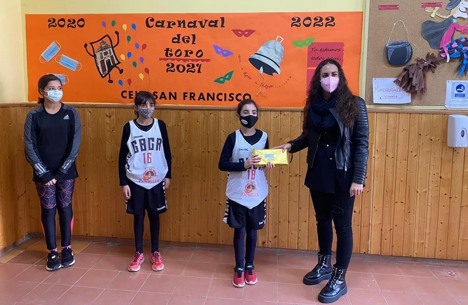 Foto 7 - Entregados los premios del Concurso de Dibujo Infantil del Carnaval  