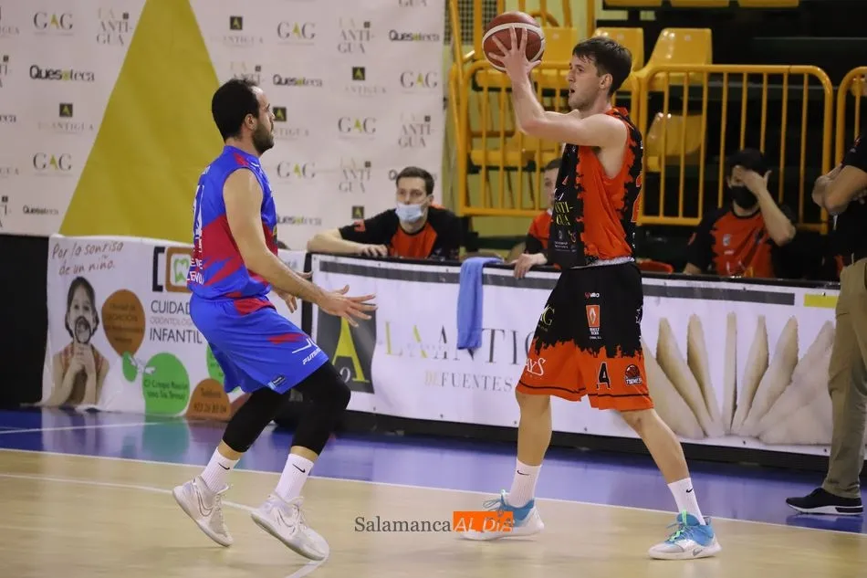 Foto 8 - Paliza del CB Tormes al Filipenses (92-68)