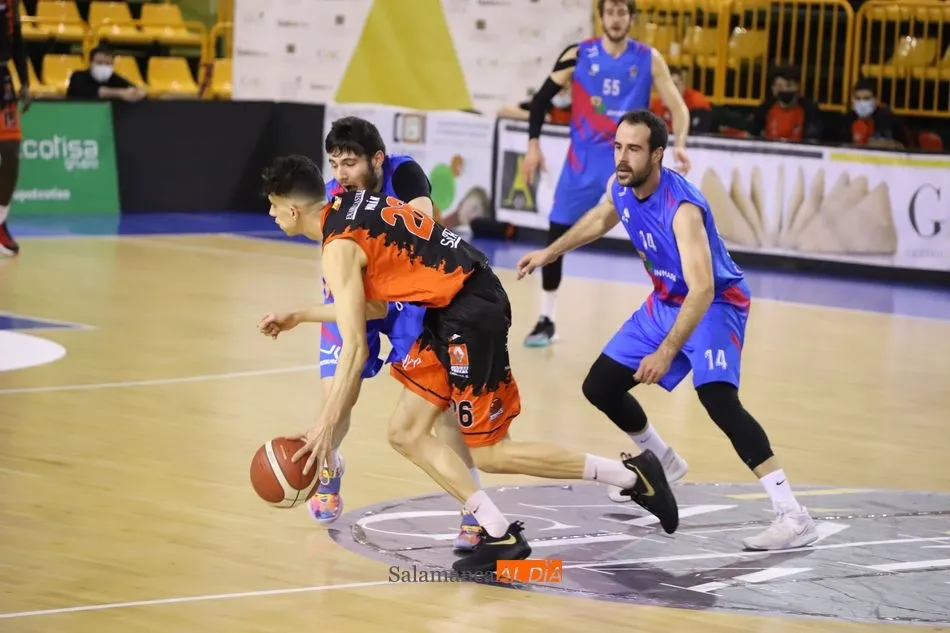 Foto 7 - Paliza del CB Tormes al Filipenses (92-68)