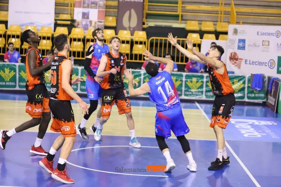 Foto 3 - Paliza del CB Tormes al Filipenses (92-68)