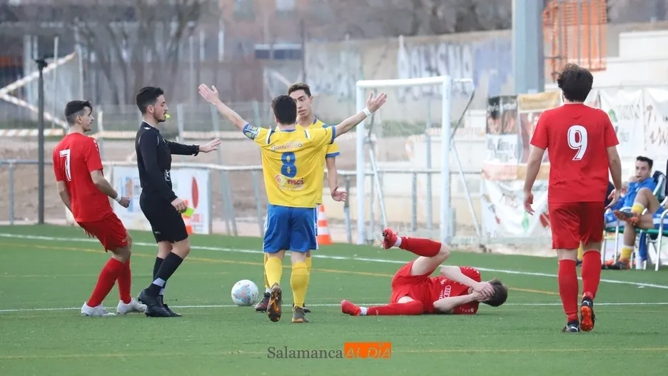 El Hergar Camelot rescata un punto en el añadido del derbi de Regional con el RS Monterrey (2-2)