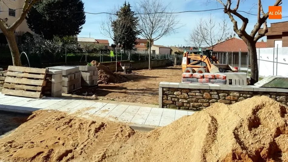 Foto 7 - El Ayuntamiento de Lumbrales reforma el parque del circuito biosaludable