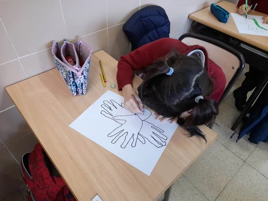 Foto 5 - El colegio San Juan Bosco conmemora el D&iacute;a del C&aacute;ncer Infantil y los Carnavales